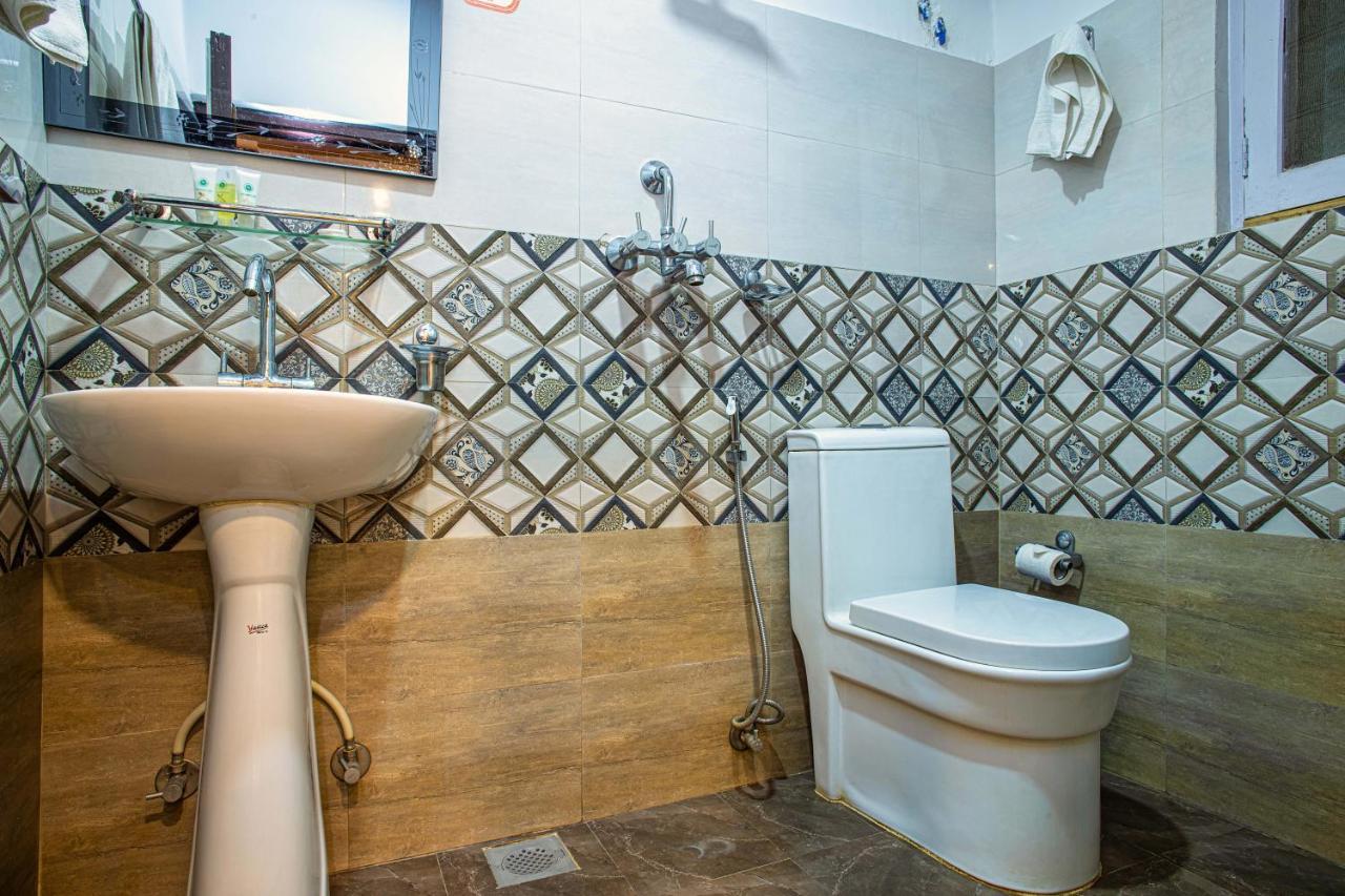 Hotel Bnb Mhepi Катманду Екстериор снимка