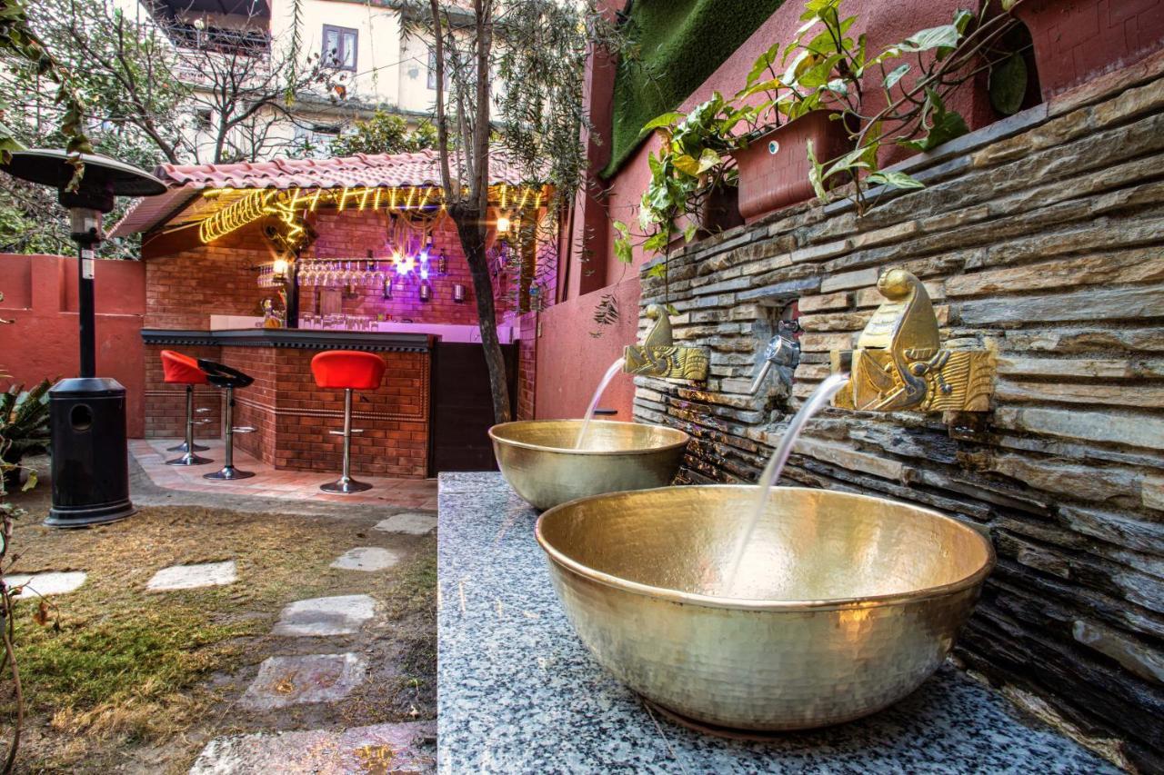 Hotel Bnb Mhepi Катманду Екстериор снимка